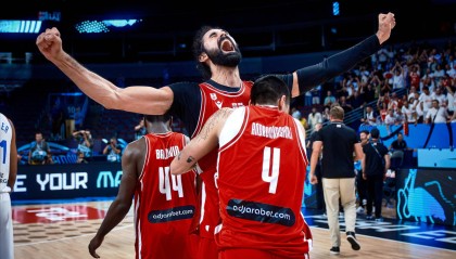 格鲁吉亚男篮创造历史，法国球员滤镜破碎，NBA真该醒一醒了